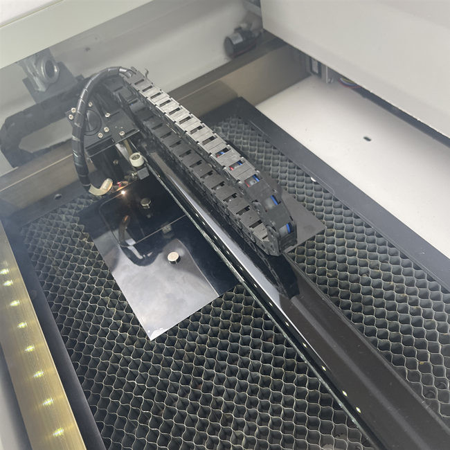 30W 40W 110 V- 220V Wood/MDF/Arylic/Plywood/Plastic/Rubber CNC Nonmetal Laser Marking Cutting Machine