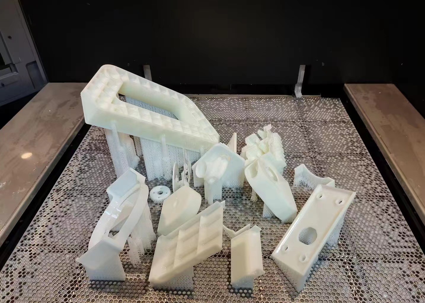 CNC Tooling Machine Plastics Resin Titanium 3D Printing Prototype for Anime Action Figure