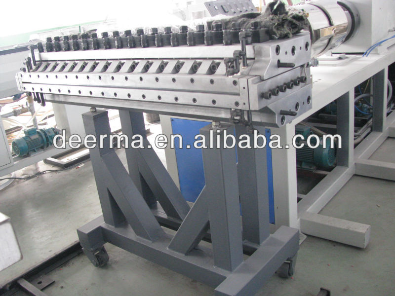 160kw PVC Foam Board Machine 200kg/h - 500kg/h Foam Sheet Making Machine