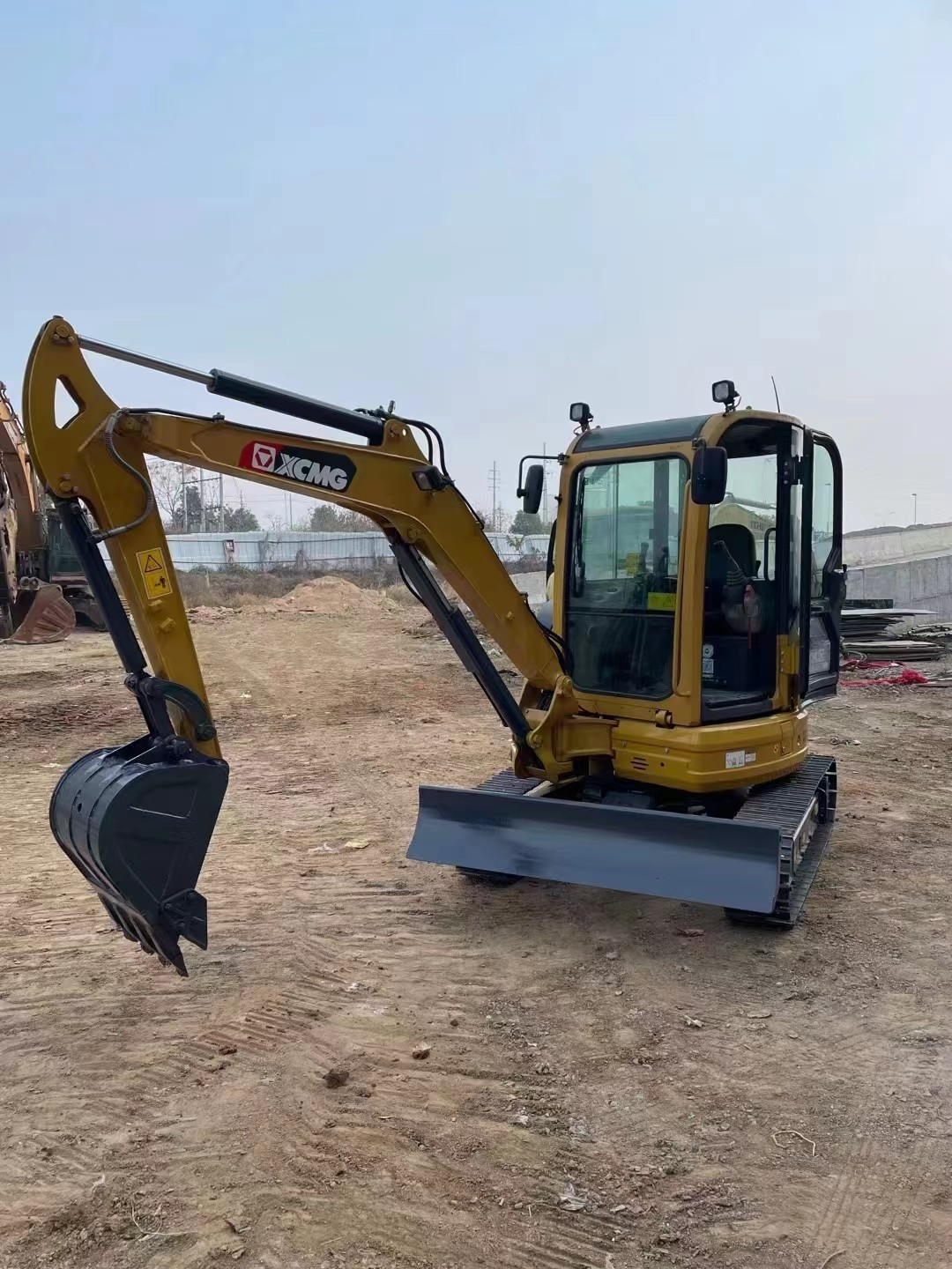 Second Hand Xcmg XE35U Excavator In Good Condition Available Now