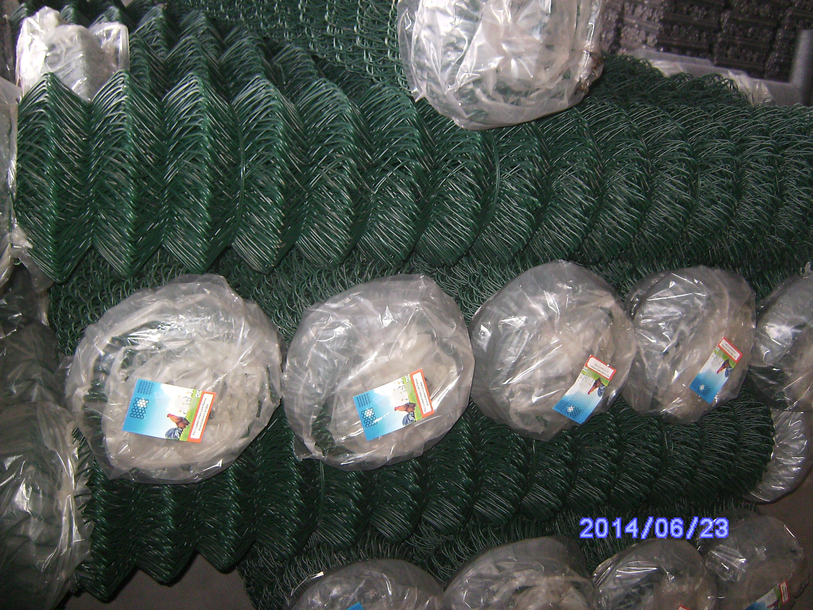 Diamond Iron Wire Mesh Panel Cyclone Chain Link Fence