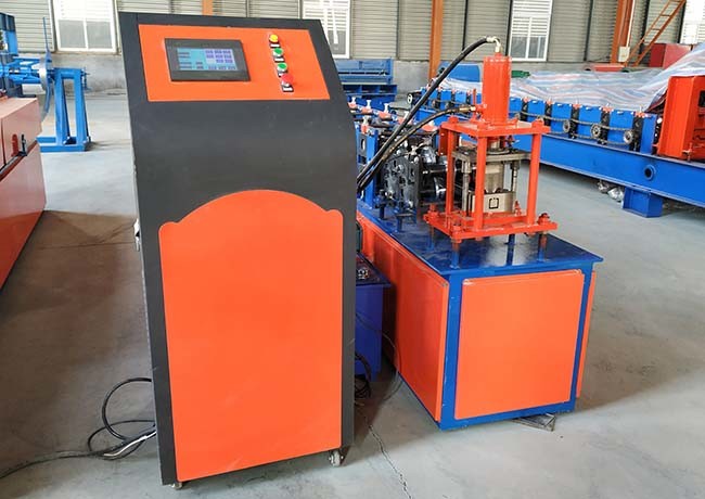 Hand Touch Screen Metal Stud Roll Forming Machine Material Thickness 0.5-1mm For C Channel