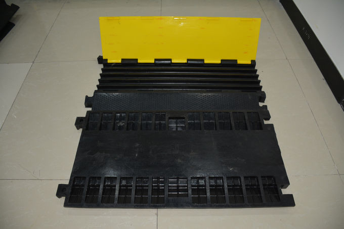Pipes Wire Rubber 5 Cable Heavy Duty Speed Bump