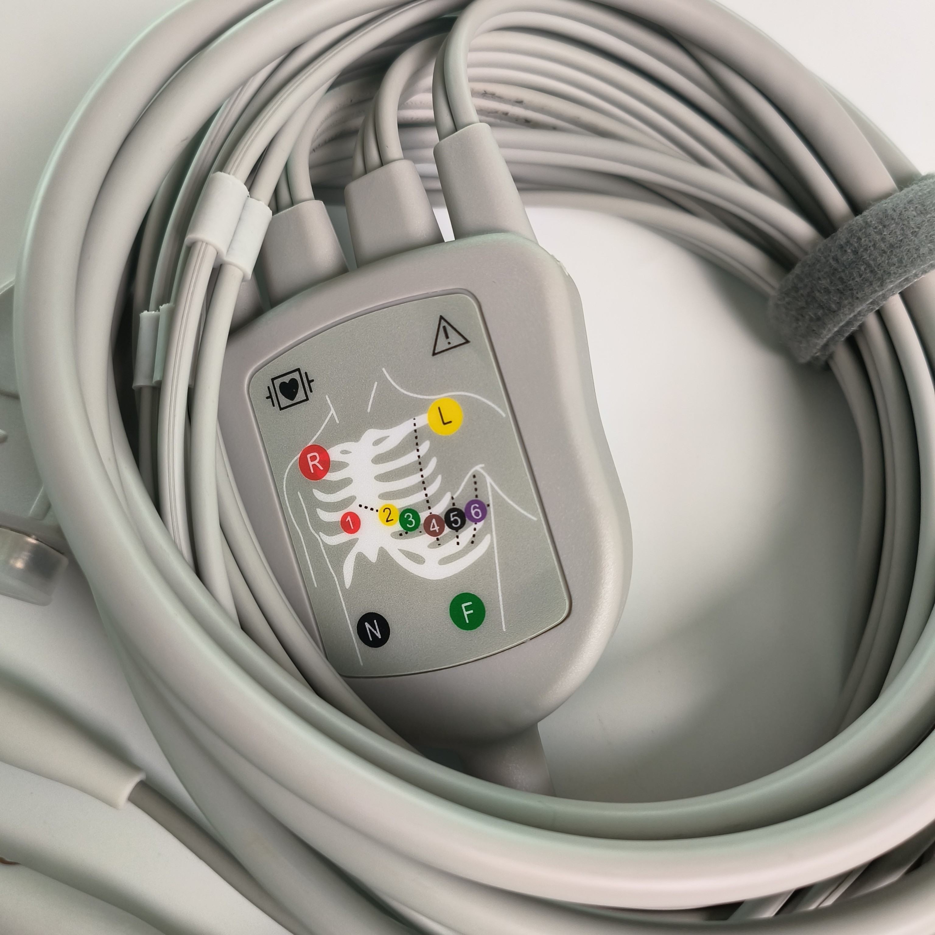 Electrocardiogram Machine Integrated 12 Lead Wire With 15 Pins European Standard IEC Banana Head 4.0