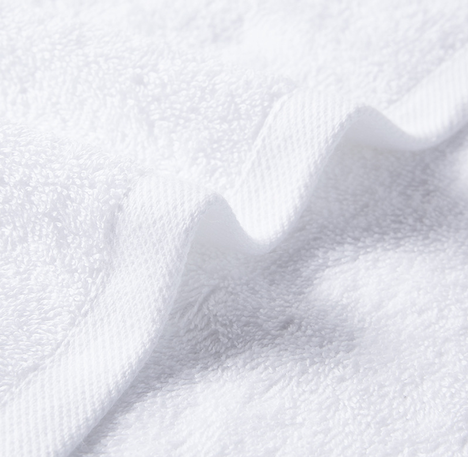 Customized white hotel exclusively for 100% cotton absorbent thickened bath towel