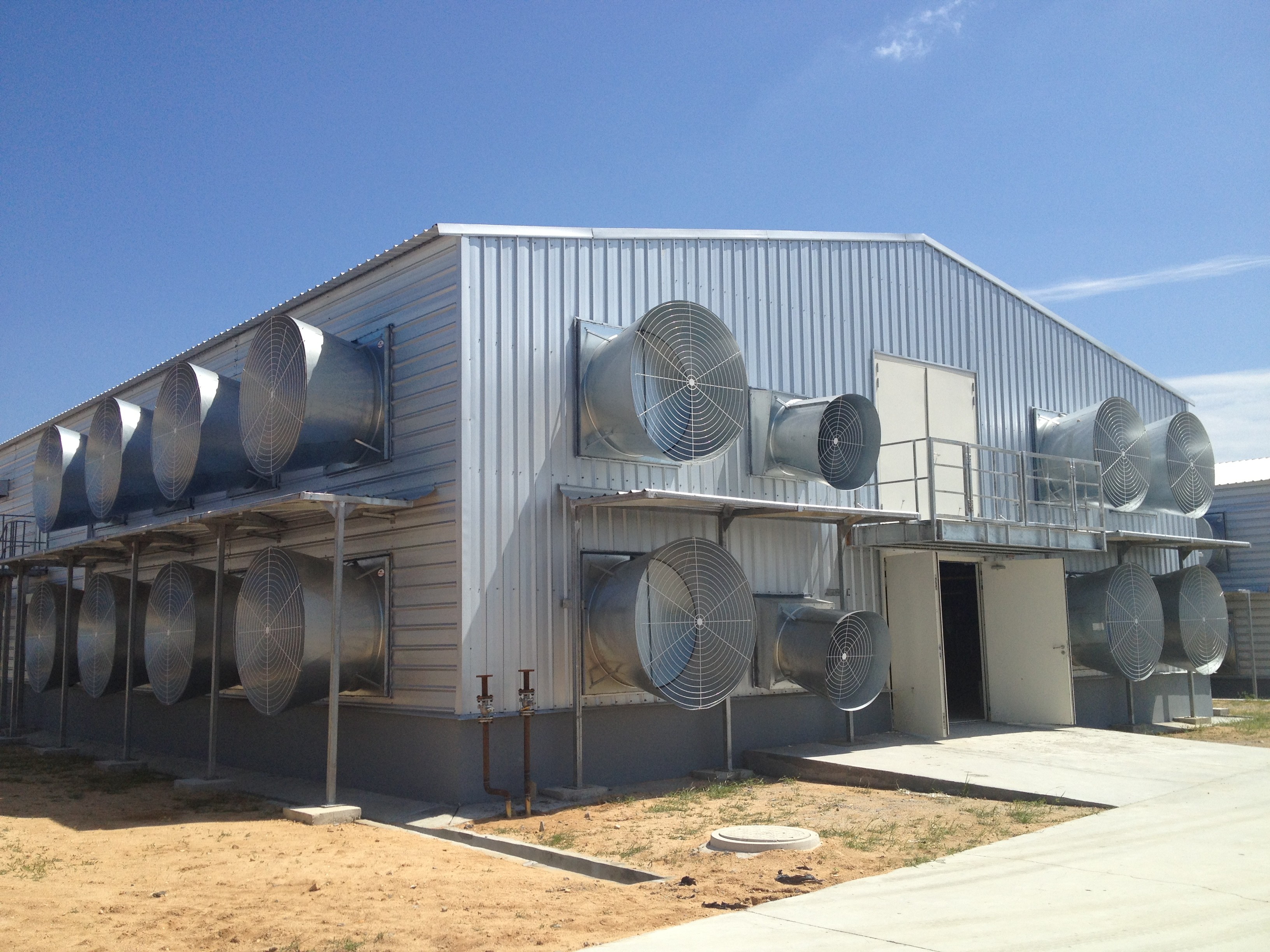 Main Frame Prefabricated Building For Commercial And Industrial