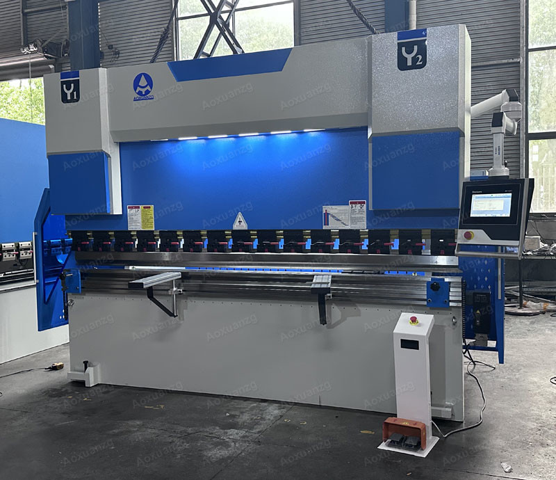 160T3200MM 4+1 AXIS Delem DA53T Hydraulic Bending Machine CNC Press Brake