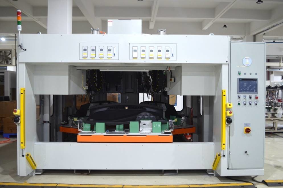 Automotive Plastic Vibration Welding Machine For Car Door CE Certification