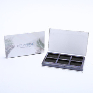 Custom Luxurious Cosmetic Eye shadow Packaging Box with Satin Lining Options