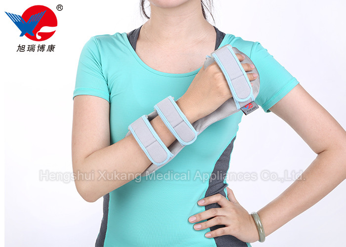 Breathable Fabric Wrist Support Brace , Gray M / L Adjustable Wrist Support
