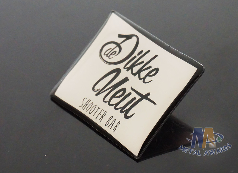 Custom metal soft enamel pin badge and magnetic lapel pin