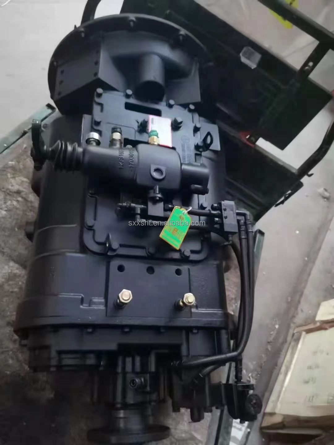 8 Speed 9 Speed 12/16 Speed Truck Transmission Assembly with Hydraulic Retarder FHB400