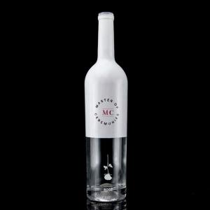 China Custom Bottle 750ml White Spray Paint Whisky Vodka Empty Glass Bottle With Cork on sale