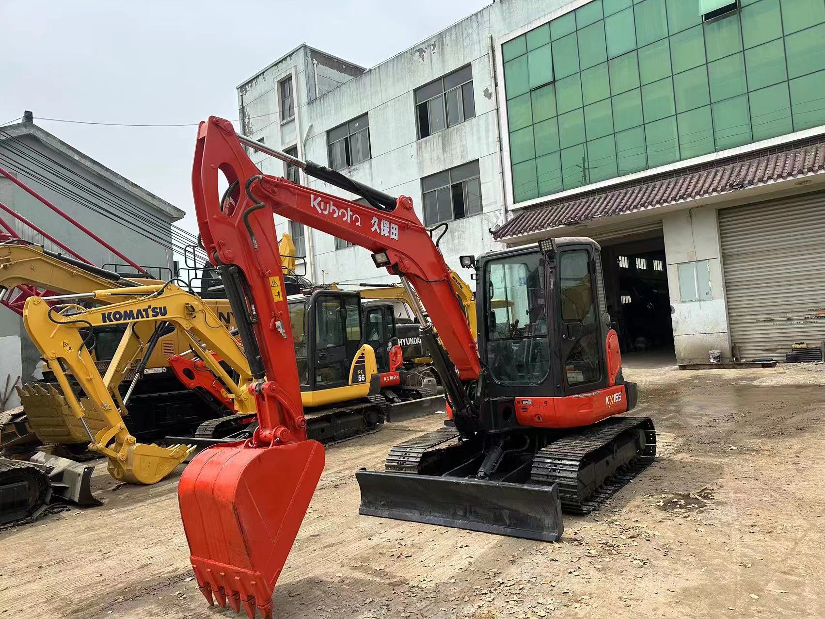 used excavator japan Kubota 165 digger used small machinery used excavators japan japanese used excavator for sale
