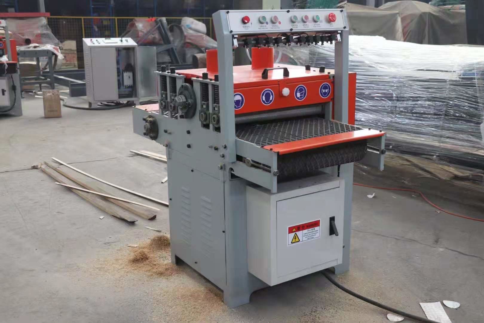 Vertical Double Blades Band Wood Cutting Saw Machine Ssawmill Vertical Band Saw