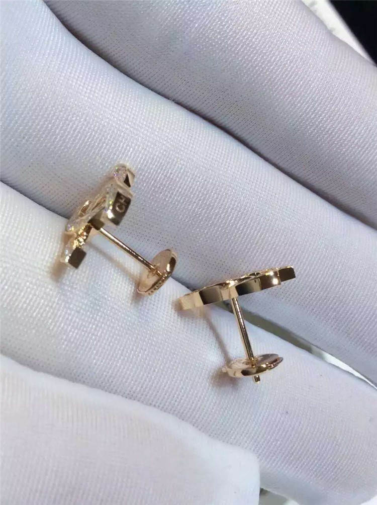 Logo Earrings in 18K White Gold Pave Diamonds Fashion Lady Jewelry Global Shipping