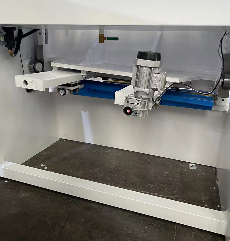 Metal Sheet Plate Shears CNC Hydraulic Guillotine Cutter E21s 16X1600mm