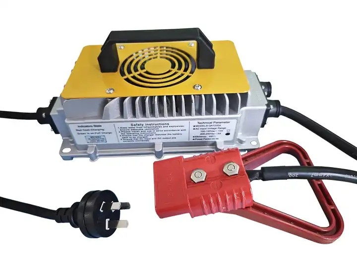 CC CV Charging Mode 72V 18A Lithium Ion Battery Charger For High Temperature