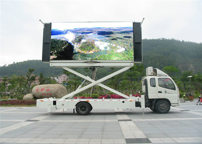 Mobile Advertising Trailer LED Display , Electronic Billboard LED Display P4mm