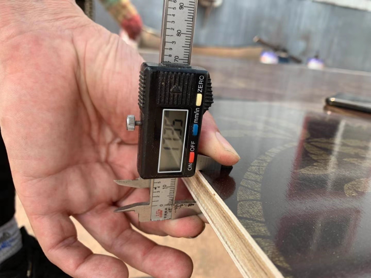 Finger Jointed Core Poplar 20mm Film Faced Plywood