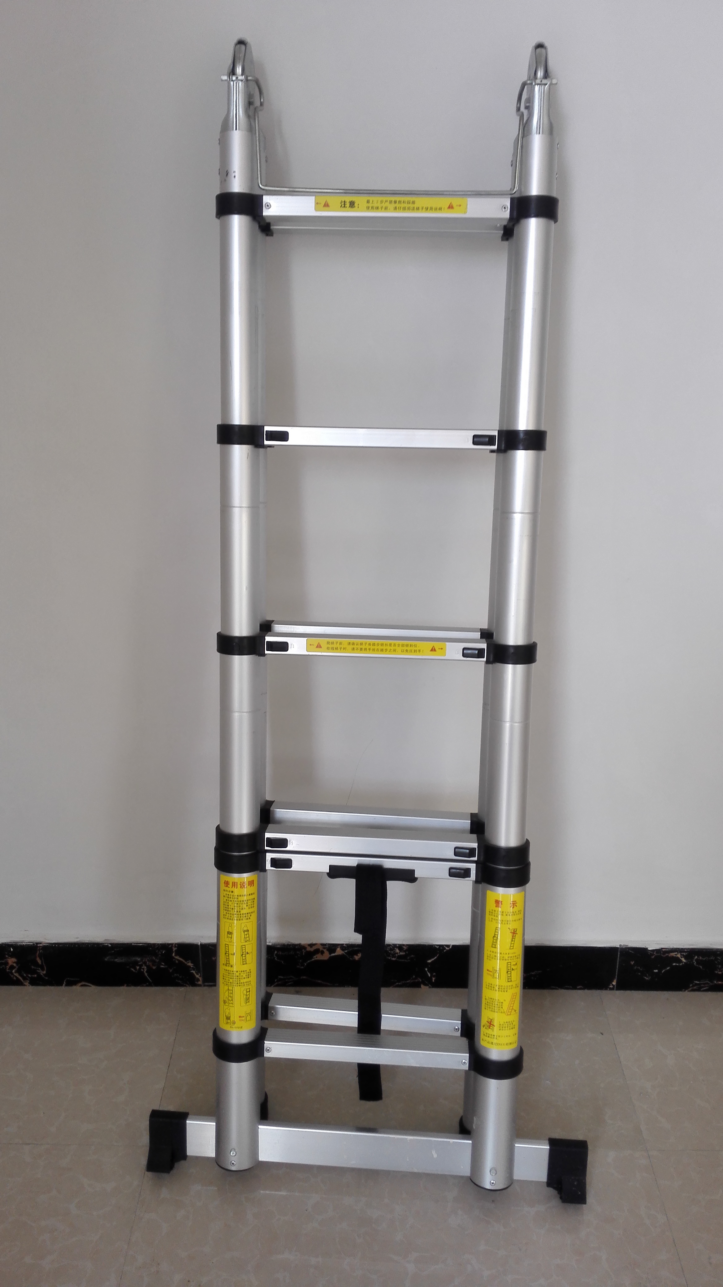 Sand Blasting Surface Aluminum Double Telescopic Ladder For Multifunction Use