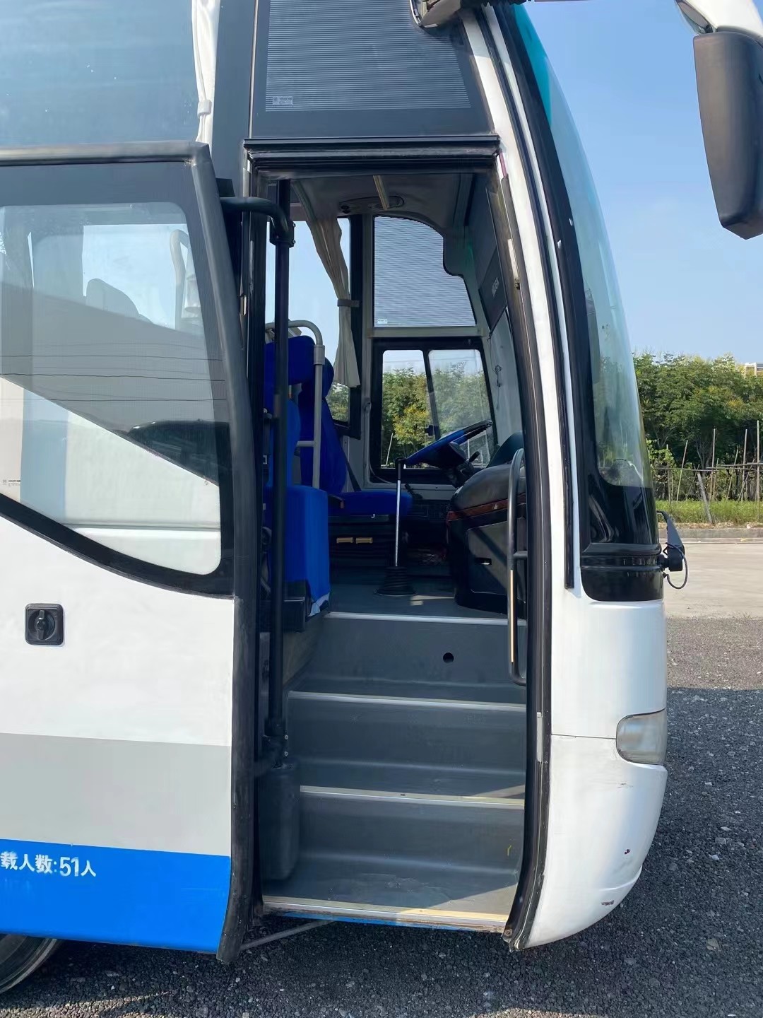 KLQ6119 Used Prevost Coaches Higer Bus Back Yuchai Engine 51seater Left Hand Drive