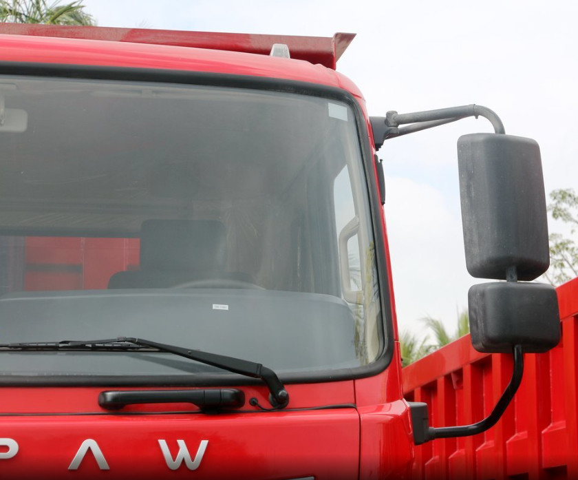SAIC Hongyan Jiebao Heavy Truck 280HP 4X2 Composite Version 4.8M Dump Truck