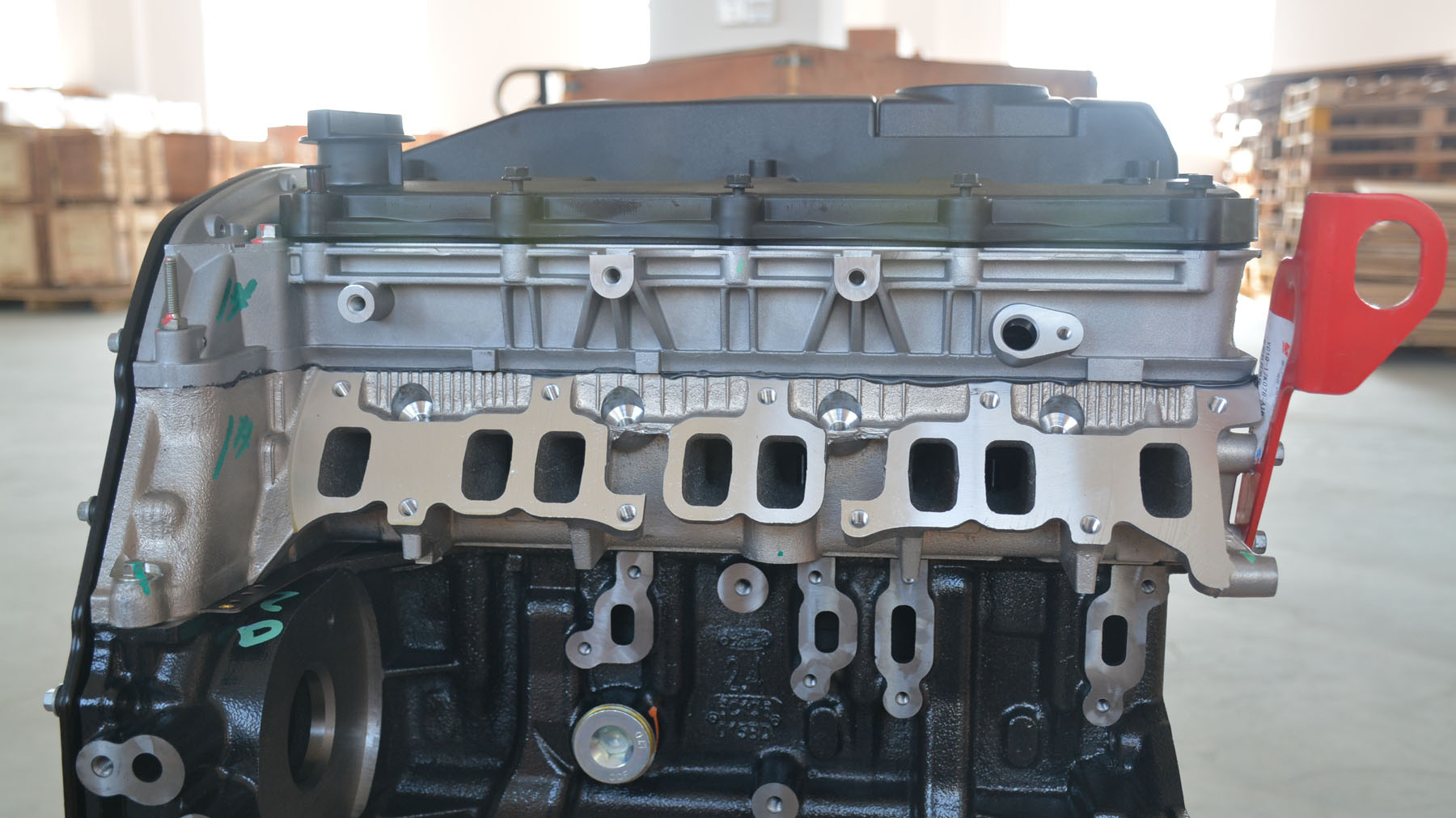 V348 4 Cylinder JMC V348 Auto Engine with 350/1500-2100 Torque and 135/3500 Power
