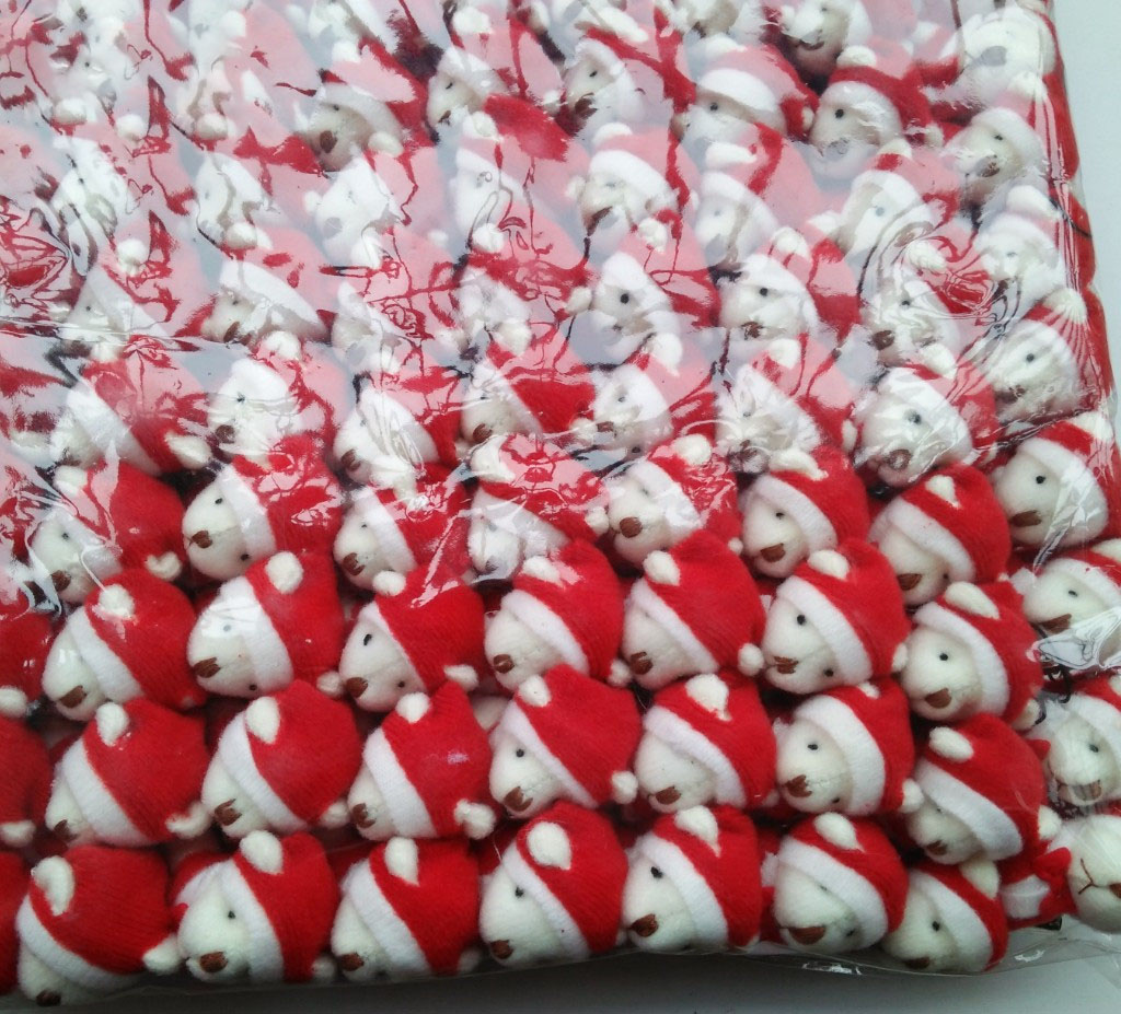 Mini Christmas Knuckle Bear 6cm Plush Toy Teddy Bear Doll Pendant with 6*3*2cm Size