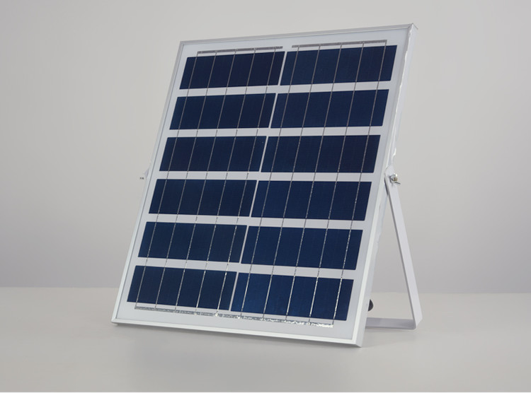 100 Watt IP67 Solar Powered LED Floodlights With Radar