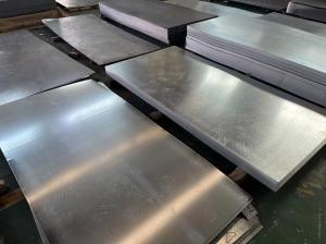 Buy cheap 0.7mm - 1mm Thickness Hot Dip Galvanized Steel Sheet JIS G3302 SGCC Zinc Coated Plate product