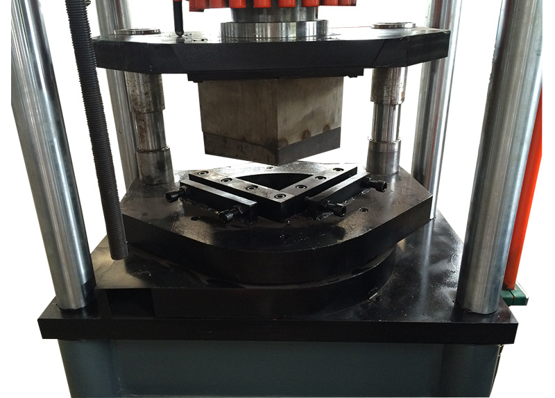 Hydraulic Notching/Marking Machine For Angles Electrical Rotary QJ200 (Patent)