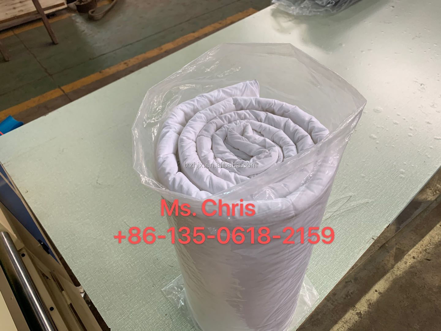 Mattress Pillow Duvet Rolling Quilt Coiling Machine Equipment