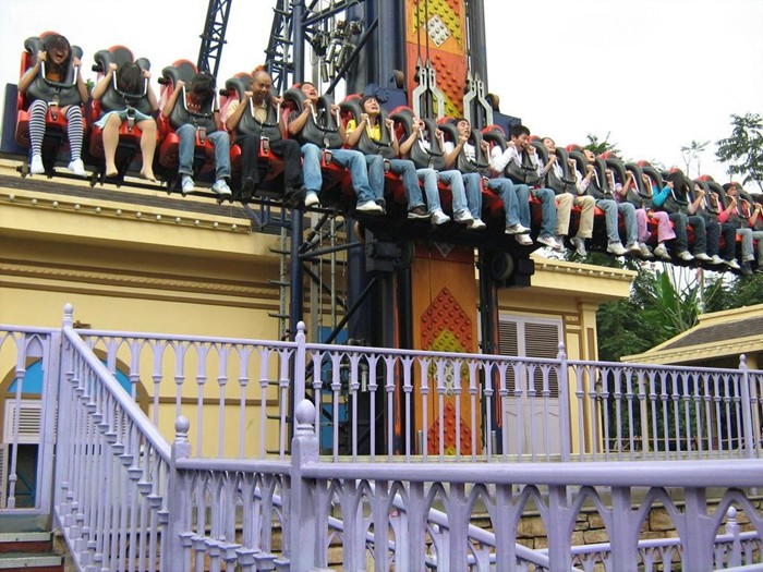Scary Adults Drop Tower Amusement Ride With Special Lights And Sound System