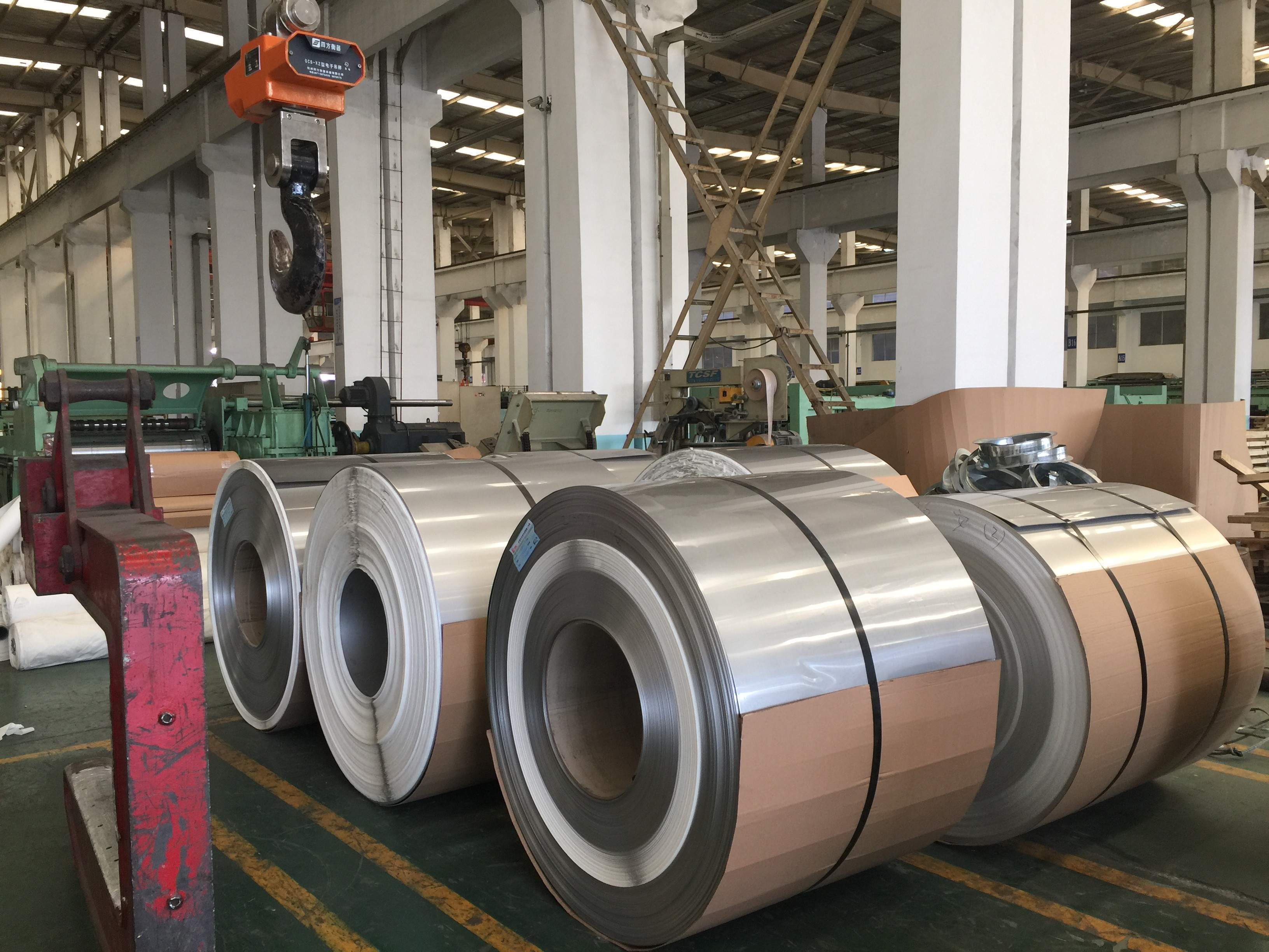 Cold Rolled ASTM A240 AISI304 SUS304 Stainless Steel Strip Coil 2B Surface 1.0*120mm