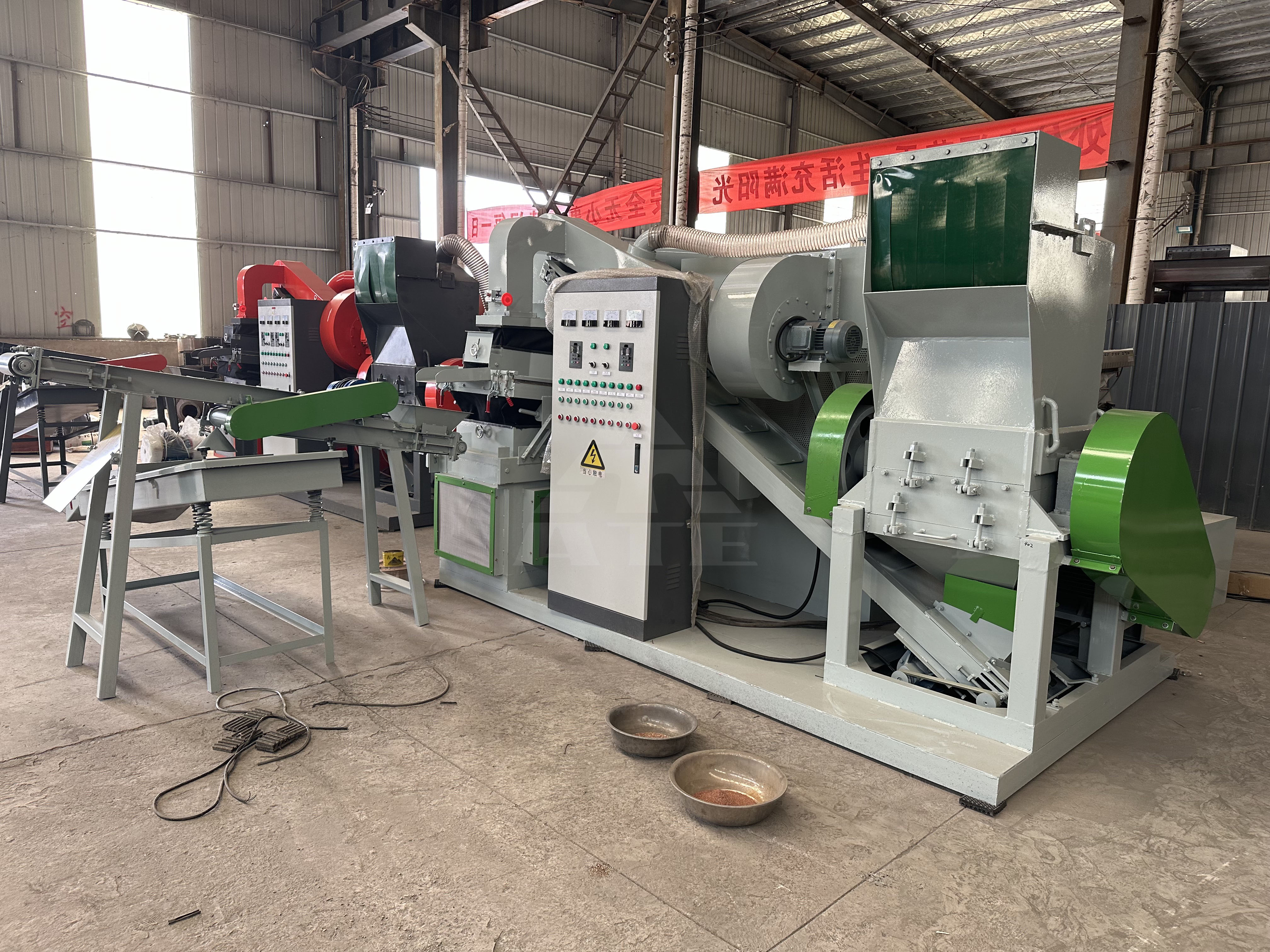 Copper Wire Recycling Machine Copper Cable Granulator Automatic Dry Copper Rice Machine