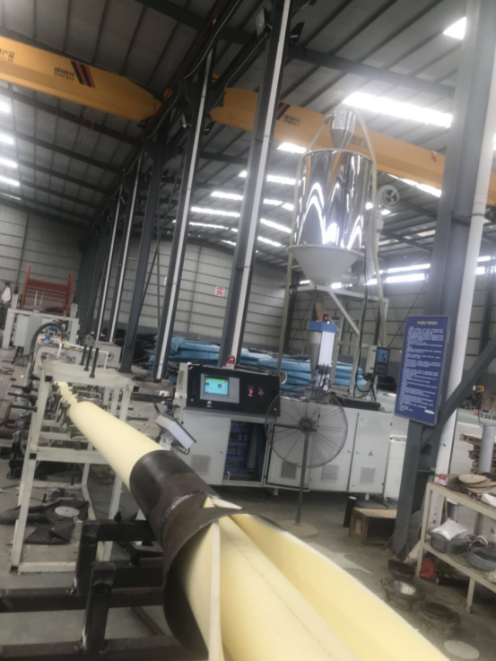 Precision pipeline technology complex bonded continuous composite pipes for oil and gas fields