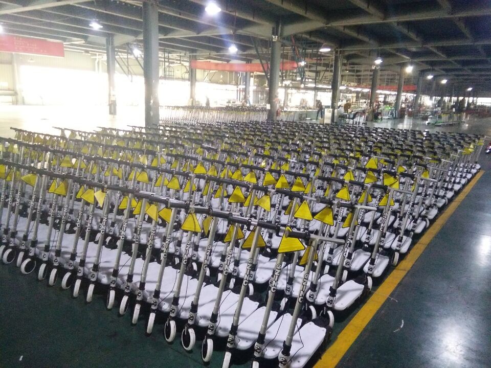 24V 100W 2 Wheel Mini Electric Scooter Foldable 15km/h