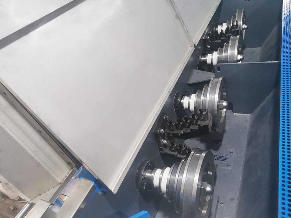 21 Blocks Intermediate Wire Drawing Machine 30-65KW Disk Type Air Brake