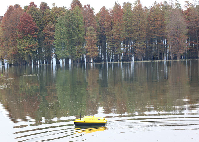 DEVC-303 Bait boat gps / catamaran bait boat Yellow Upper Hull Color