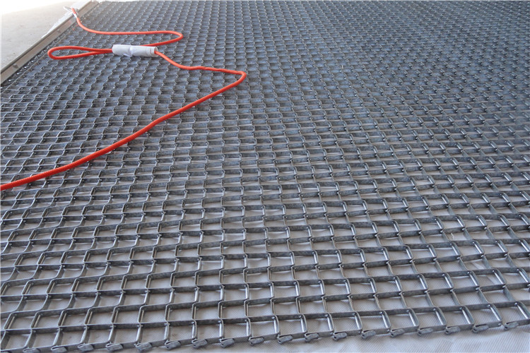 Metal Drag Mat Ensures Better Fields Condition For Competition