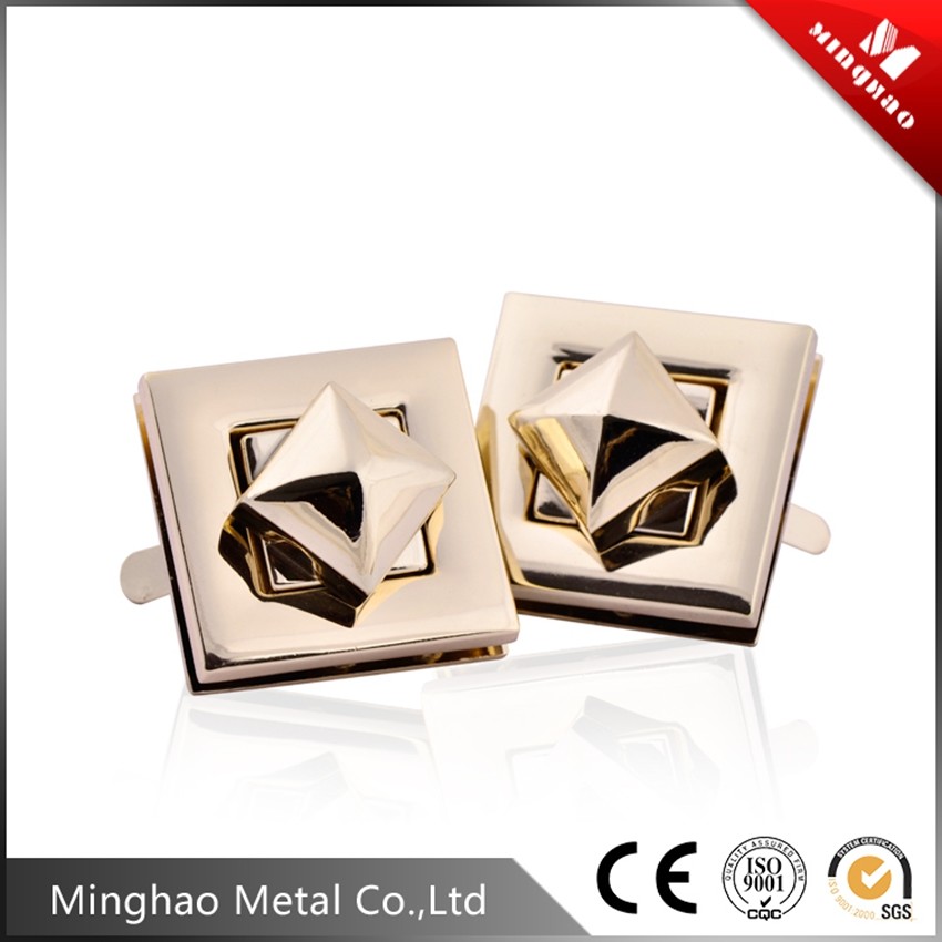 High quality gold star shape turn lock handbag buckle,31.05mm button