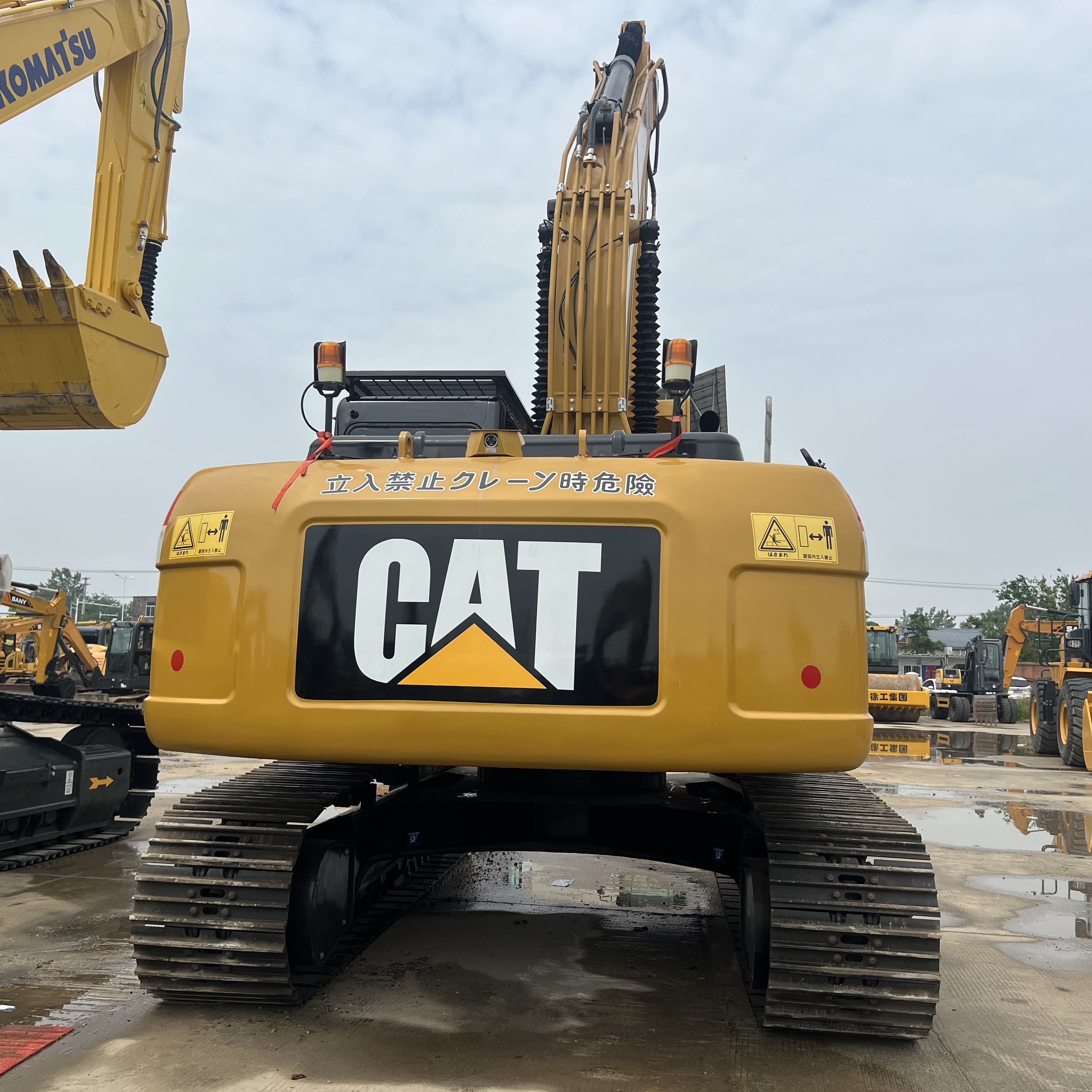 Used CAT 323 Heavy Excavators 23 Ton Original Middle Equipment Secondhand Digger