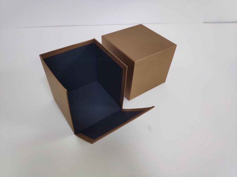 New custom lid and base paper personal care box with ribbon for wholesale