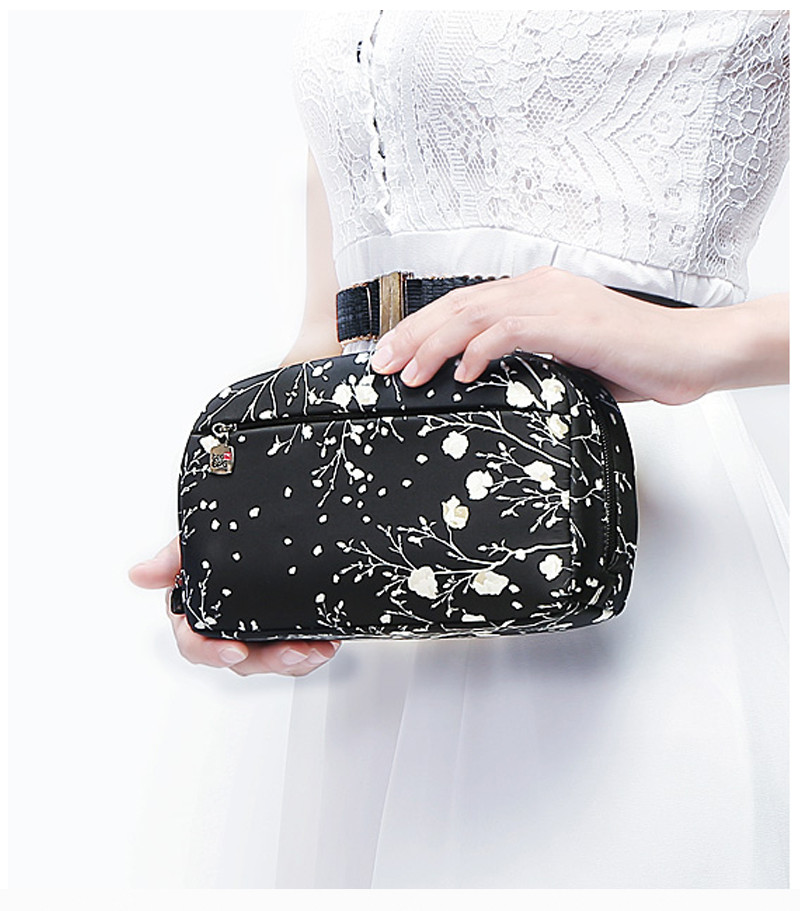 High Quality Digital Printing Polyester Canvas Cosmetic Bag Private Label
