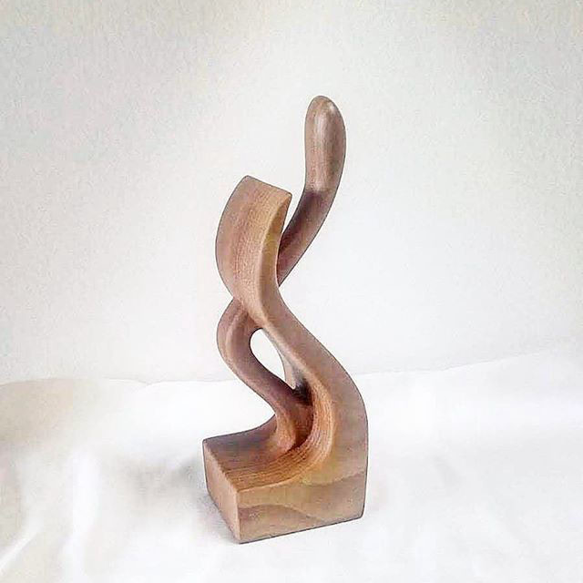 OEM ODM Handmade Wood Carving Sculpture Artists Collection