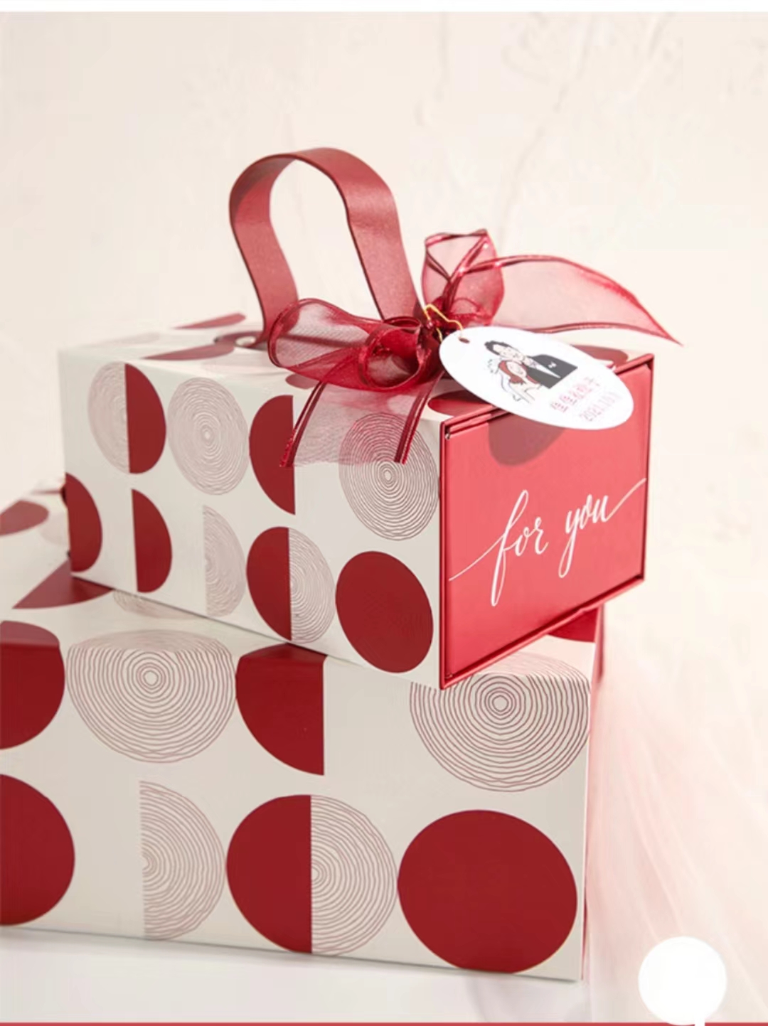 OEM Thank You Gift Paper Box Polkadot Cardboard Gift Packaging Box For Perfume