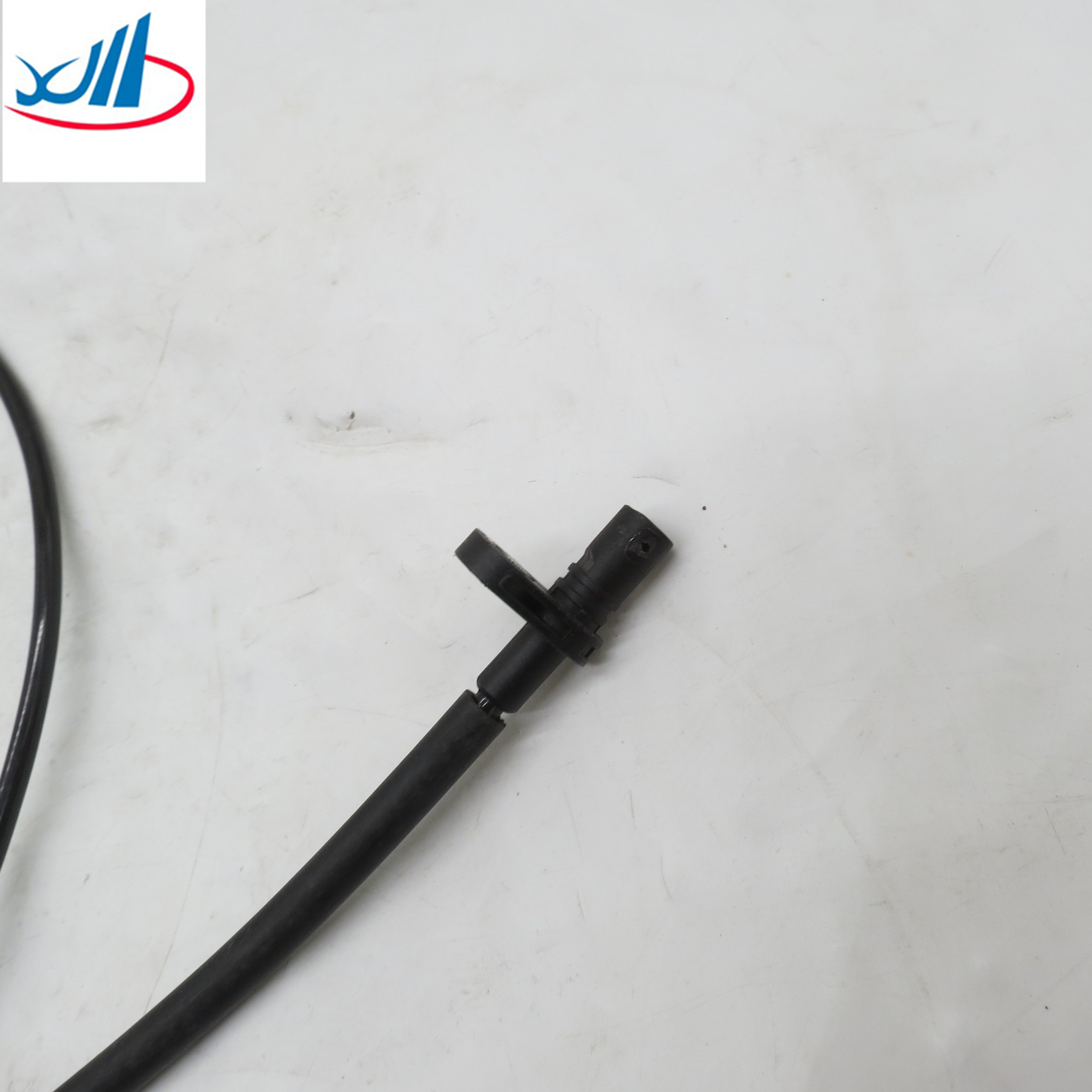 Truck Engine Spare Parts Front ABS Wheel Speed Sensor 3550300AKZ16A