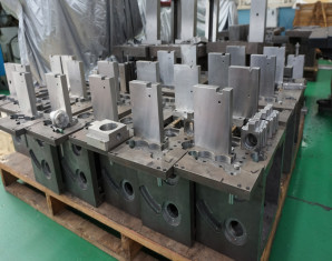 10 Inch Servo Soft Gelatin Capsule Filling Machine Fully Automatic Chewable
