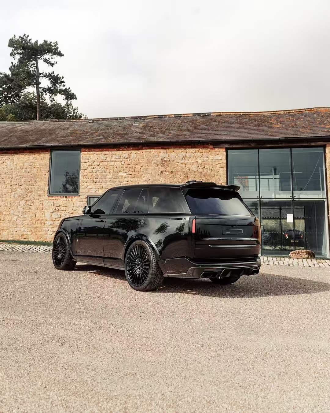 2022 Land Rover Body Kit Range Rover UB Style Front And Rear Bumper Bumper Spoiler